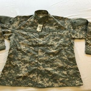 COPY - NWT Coat Army Combat Uniform  Military Iss…